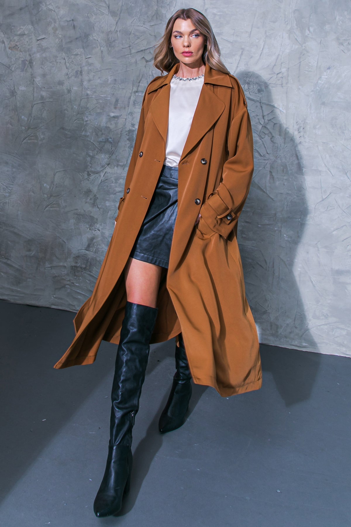 WOMEN ON THE MOON WOVEN TRENCH COAT Flying Tomato